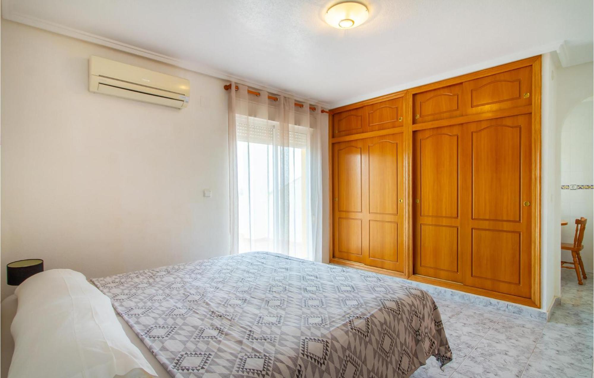 Beautiful Home In Gran Alacant With Kitchen Санта Пола Экстерьер фото
