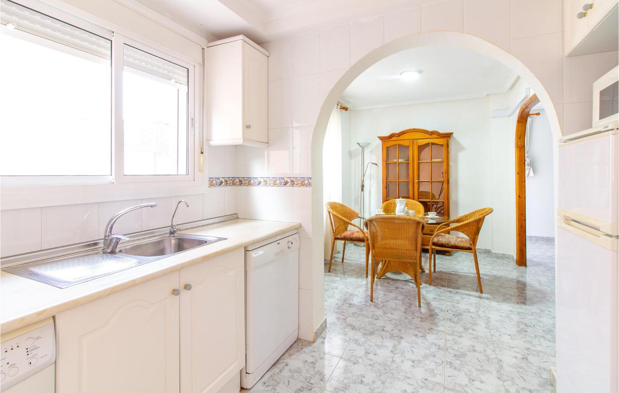 Beautiful Home In Gran Alacant With Kitchen Санта Пола Экстерьер фото